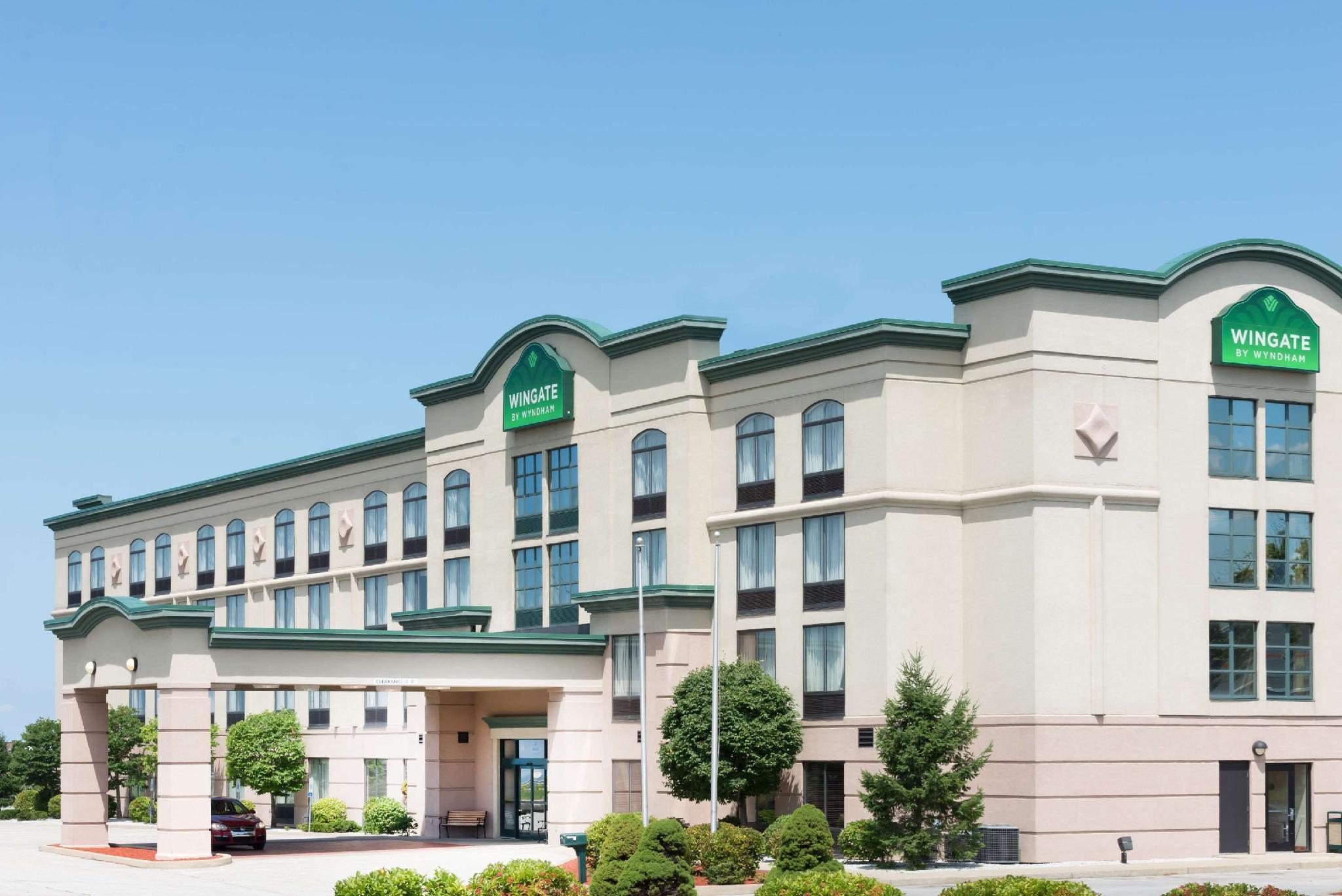 Wingate By Wyndham Erie 4*